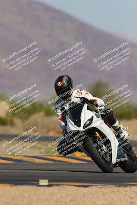 media/Nov-06-2023-Moto Forza (Mon) [[ce023d0744]]/3-Intermediate Group/Session 3 (Turn 5)/